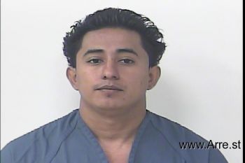 Carlos E Diaz Mugshot