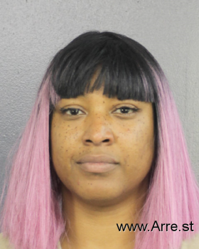 Christina Layshawn Clark Mugshot