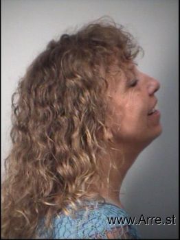 Cynthia Lavenne Jones Mugshot