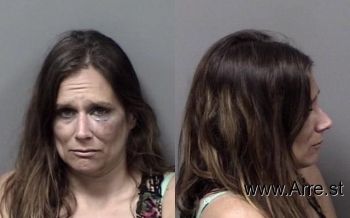 Danielle Kristin Leonard Mugshot