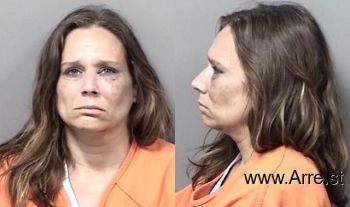 Danielle Kristin Leonard Mugshot