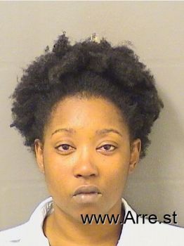 Danielle Lawanda Littles Mugshot