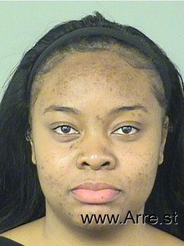 Dereka V Jones Mugshot