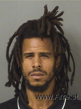 Dominique  Roundtree Mugshot