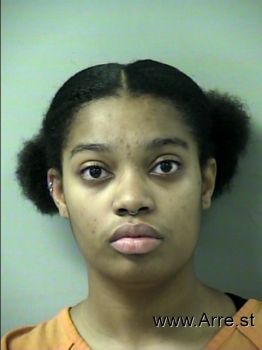 Danielle Patrice Aaliyah Roberson Mugshot