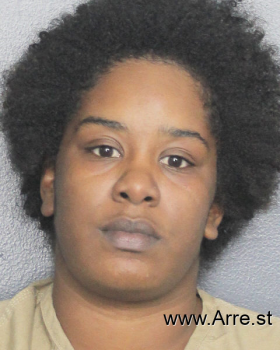 Danielle Orniela Smith Mugshot