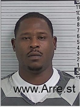 Darius Rishawn White Mugshot