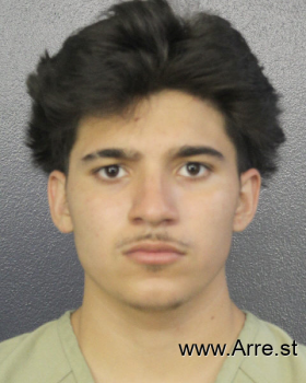 Deandre  Carrero Mugshot