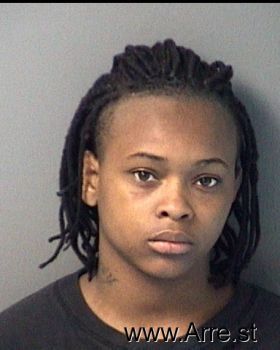 Deneshia Lasha Spires Mugshot