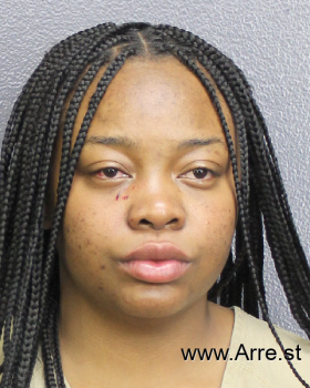 Dereka Vonshae Jones Mugshot