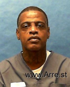 Derrick E Holmes Mugshot