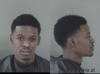 Devan Deon Roberts Mugshot