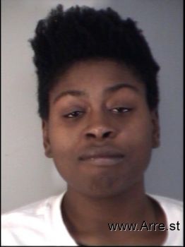 Devonna Lashae Davis-thomlinson Mugshot