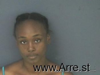 Devonshay Chanterrian Harris Mugshot