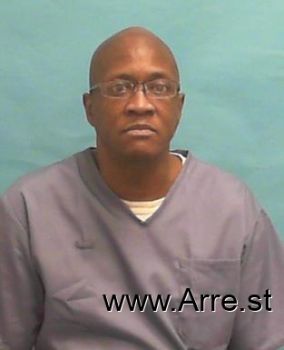 Dwight  Jones Mugshot