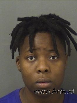 Essence Antrenise Richardson Mugshot