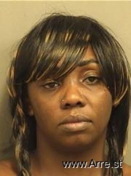 Earnestine Niki Green Mugshot