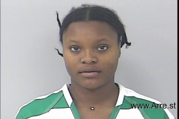 Erinn Brianna Woodard Mugshot