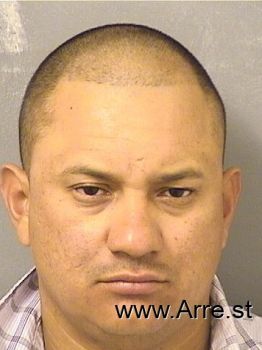 Hector L Figueroa Mugshot