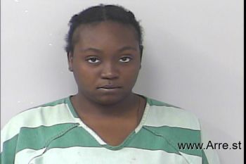 Ikekia Chicona-marlene Frierson Mugshot