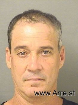 Jose R Figueroa Mugshot