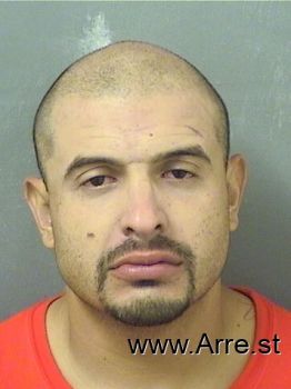 Jose W Valencia Mugshot