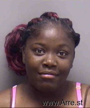 Javonshaye Shakeria Davis Mugshot