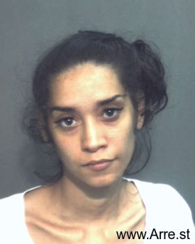 Jessenia Iris Perez Mugshot