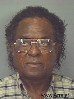 Johnnie  Shields Mugshot