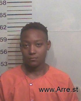 Jonnaisha Daviyuna Brown Mugshot