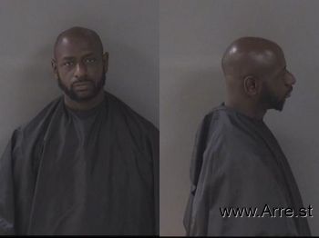 Joseph Dwayne Troutman Mugshot