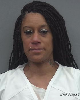 Joyce Nicole Simmons Mugshot