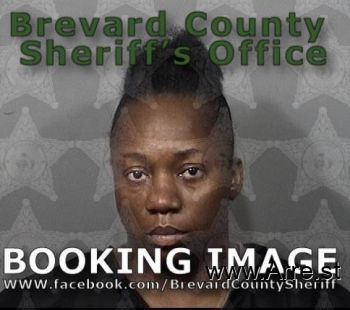 Juanita Latrell Young Mugshot