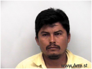 Julio  Hernandez Mugshot