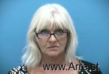 Karen L Barnes Mugshot