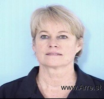 Karen Mcdaniel Holder Mugshot