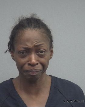 Kimberly Latoya Peterson Mugshot