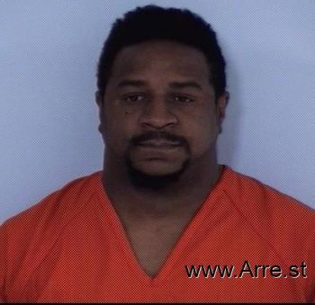 Kyle Dewayne Robertson Mugshot