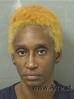 Latoya  Logan Mugshot