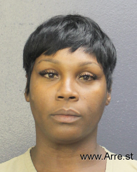 Lakisha Latrice Davis Mugshot