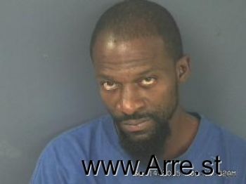 Laquintay Travon Holton Mugshot