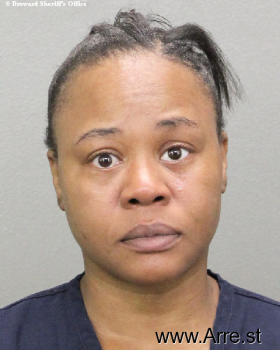 Laronda Patrice Hill Mugshot