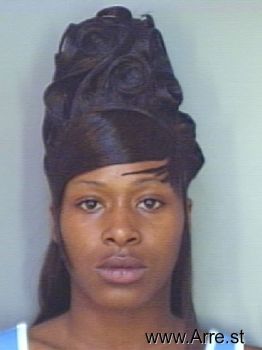 Latoya  Jones Mugshot