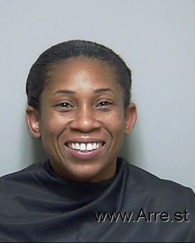 Leiquoia Elaine Session Mugshot