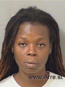 Linda  Estime Mugshot