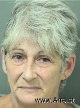 Linda M Shuman Mugshot