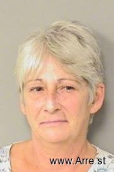 Linda M Shuman Mugshot