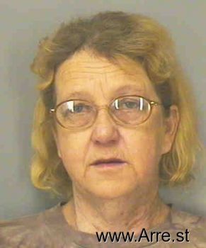 Linda L Smith Mugshot