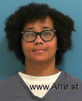 Linda R Williams Mugshot