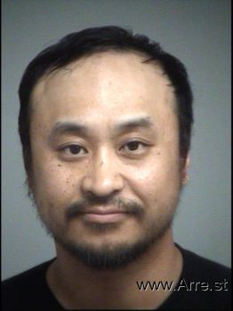 Lue  Vang Mugshot